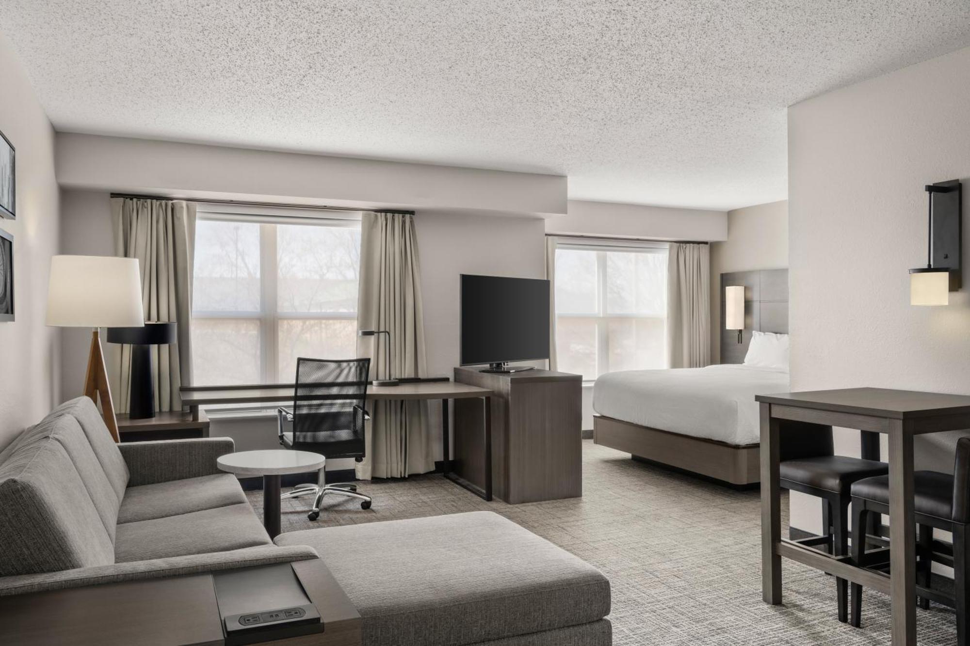Residence Inn By Marriott Davenport Room photo